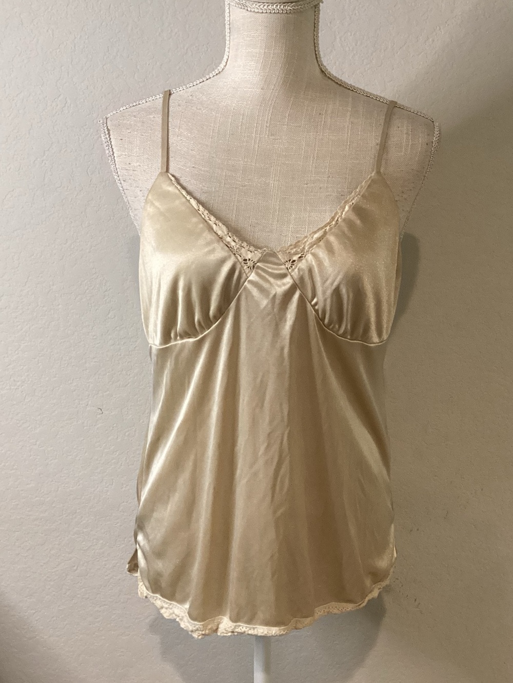 Xhilaration Satin Lace-Trim Cami in Cream